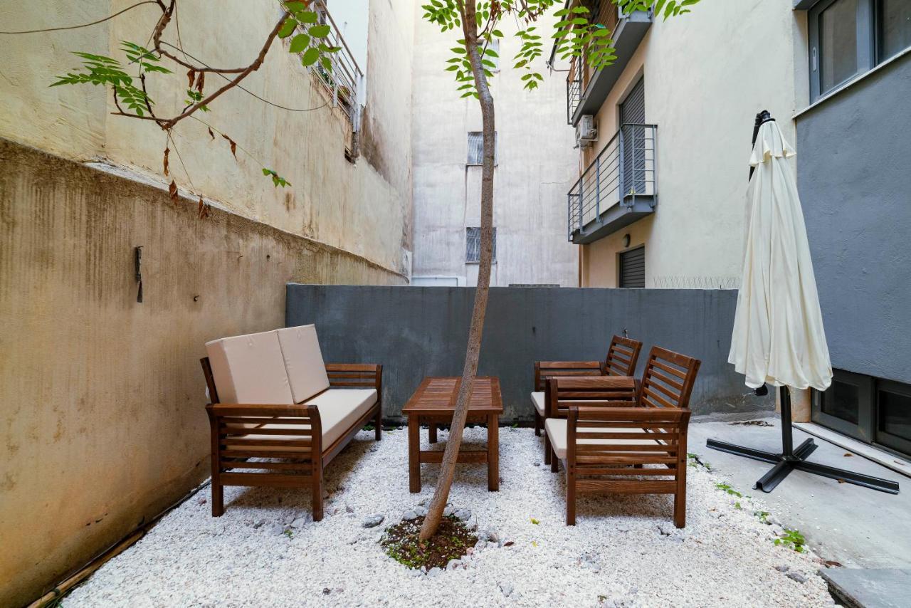 Lykabettus Gem With Yard And Parking Apartment Athens Luaran gambar