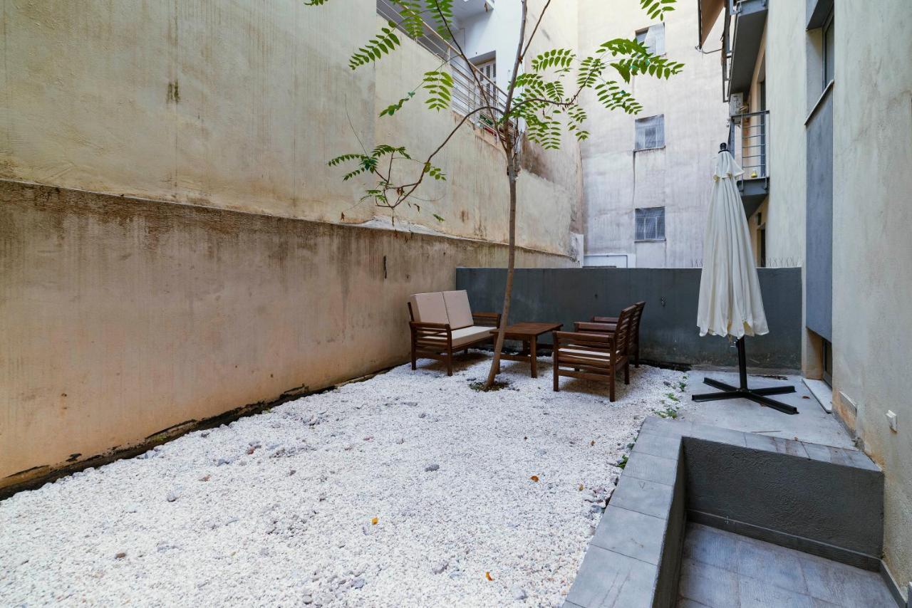 Lykabettus Gem With Yard And Parking Apartment Athens Luaran gambar
