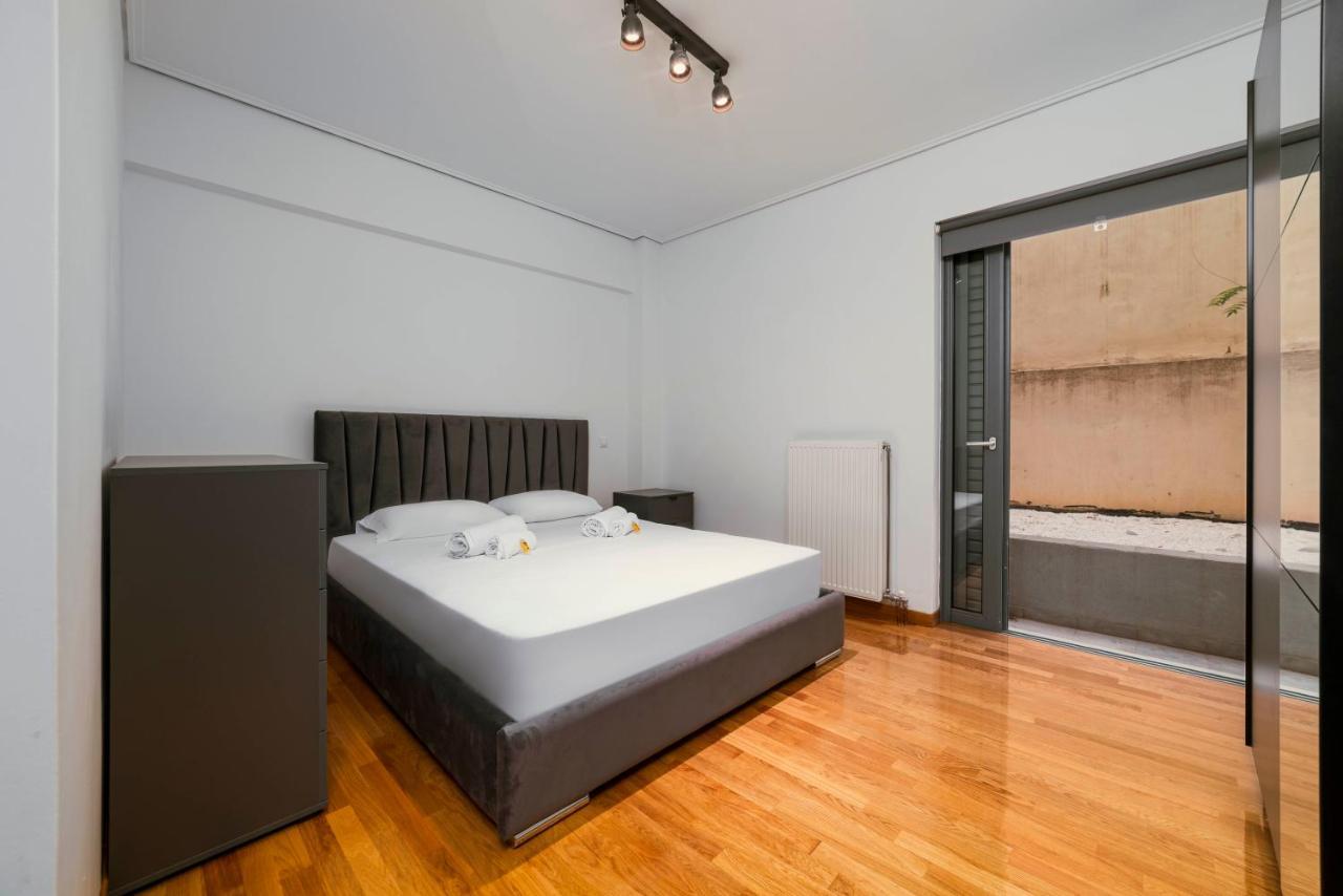 Lykabettus Gem With Yard And Parking Apartment Athens Luaran gambar